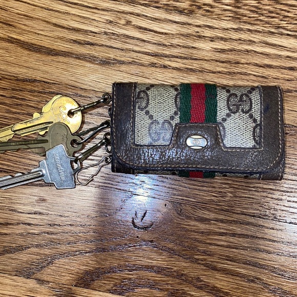 Gucci Accessories - Gucci Key Pouch